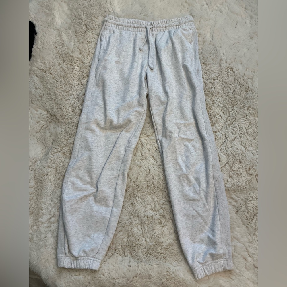 TNA Light Gray Fleece Sweatpants